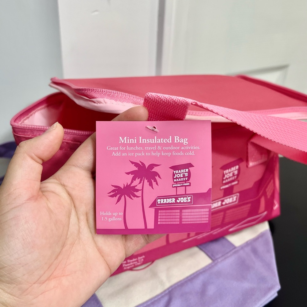 Bundle of Trader Joe’s mini canvas tote Pastel purple and pink insulated bags - Picture 6 of 9